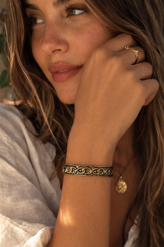 Eternal Serpent Cuff