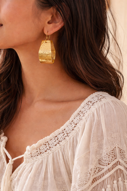 Golden Dune Curve Earrings