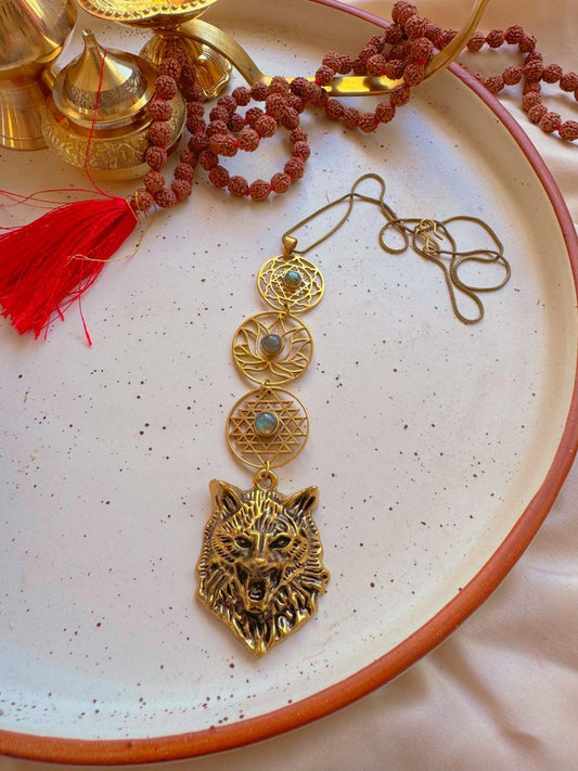 Shakti Labradorite Pendent