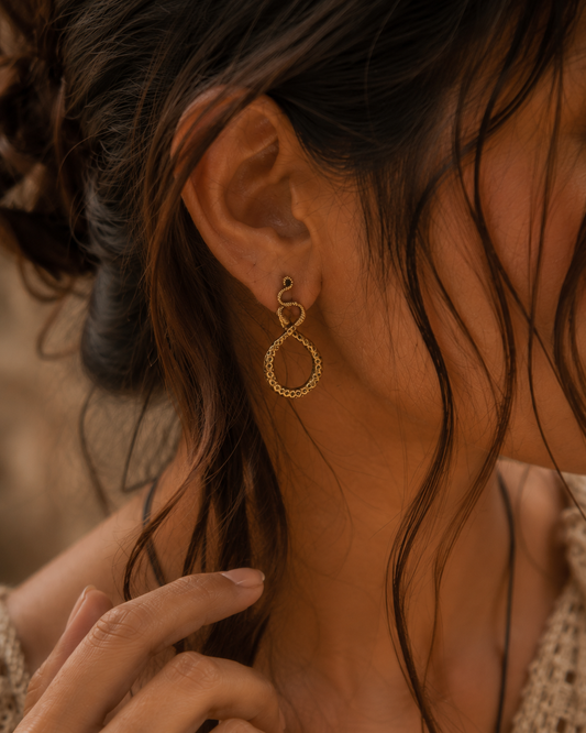 Snake Coil Stud