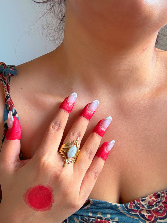 Vanki Moonstone Ring