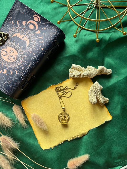 Shivohum Pendent with Chain