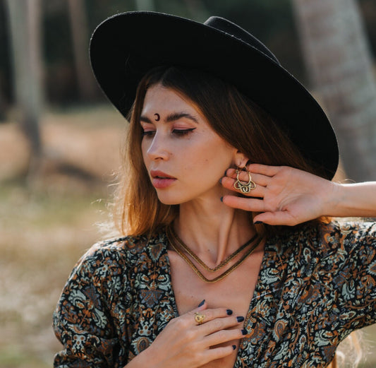 Eclipse Choker