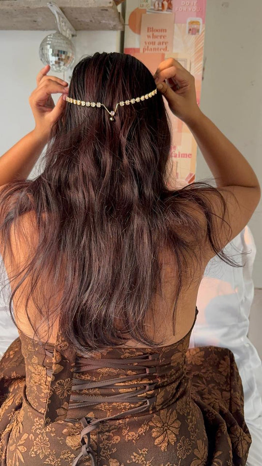 Nyra Moonstone Hair Crown