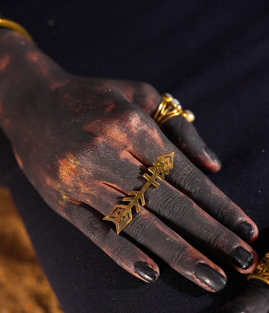 Arrow Ring