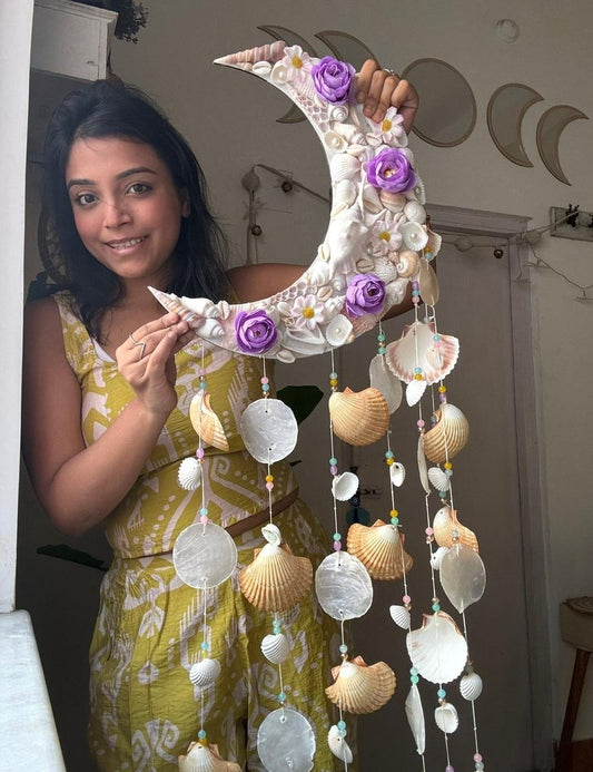 Serene Shell Mooncatcher