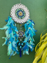 Load image into Gallery viewer, Dreamcatcher All Eyed Windchime
