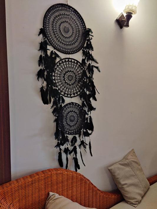 Bigger than life Crochet Dreamcatcher Black