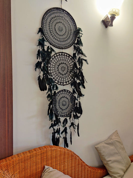 Bigger than life Crochet Dreamcatcher Black