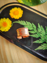Load image into Gallery viewer, 7 Chakras Copper Ring
