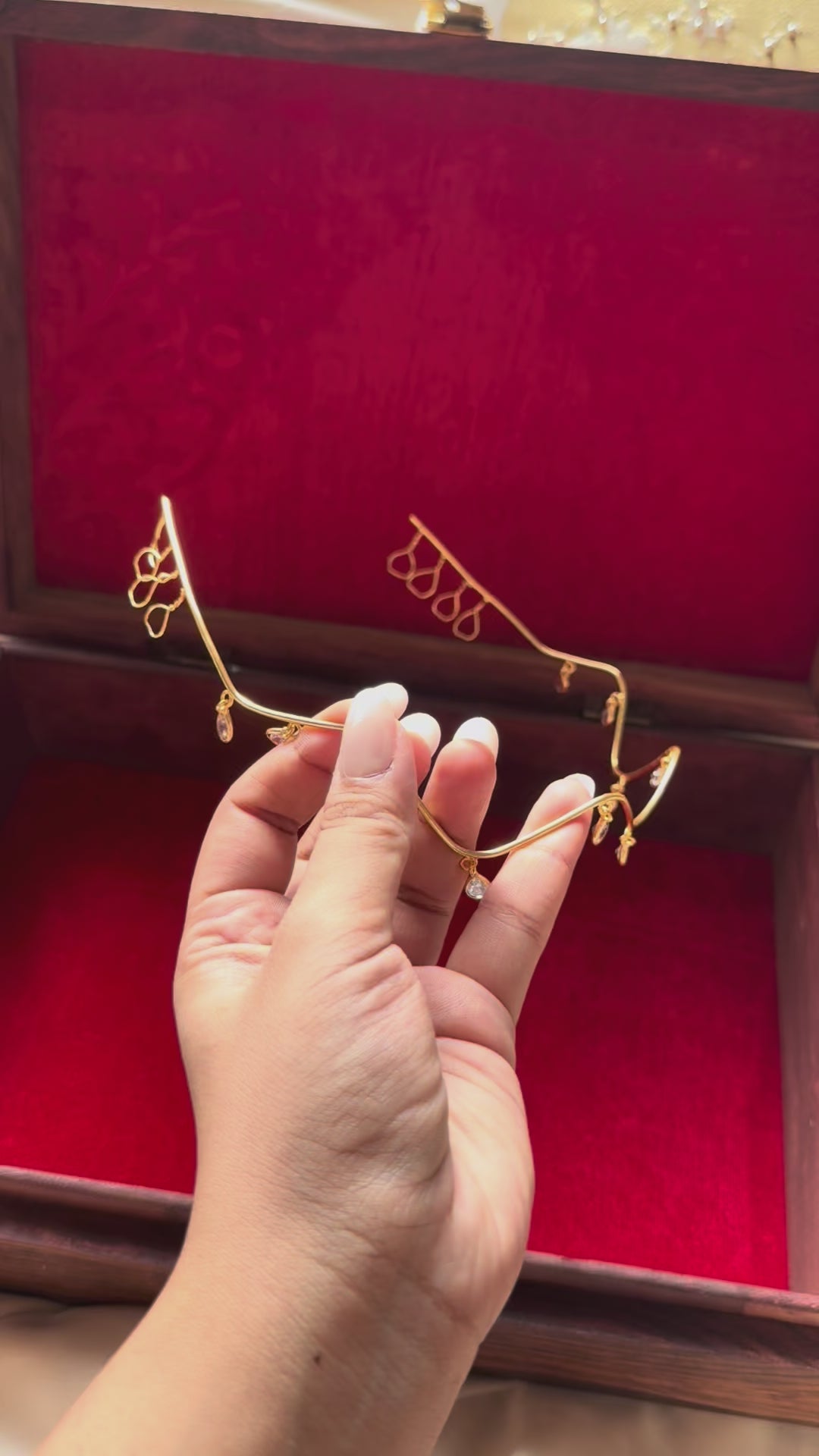 Sparkling Wave Hair Crown