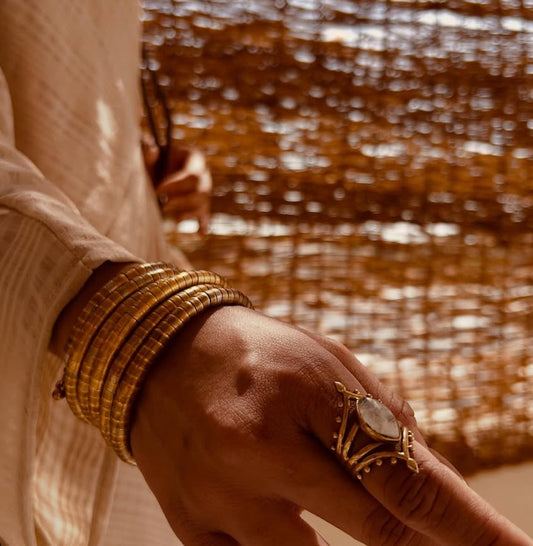 Vanki Moonstone Ring