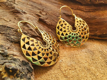 Load image into Gallery viewer, Solaris Earrings
