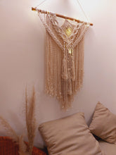 Load image into Gallery viewer, Exquisite Ivory Knots Macrame Hanging
