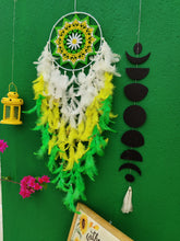 Load image into Gallery viewer, Sunshine Crochet Dreamcatcher
